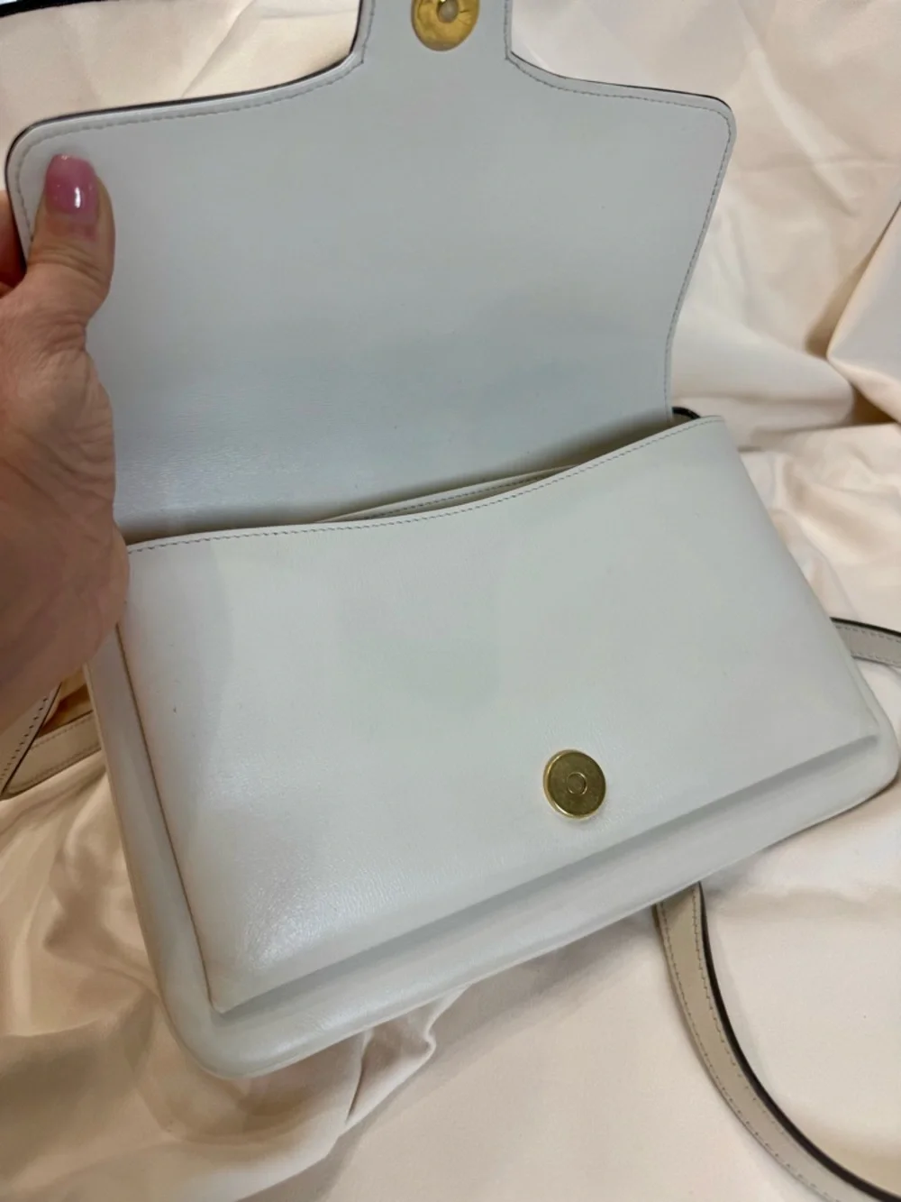 Gucci Arli Small Leather Shoulder Bag – Gold Double G - Off-White - Picture 4 of 11